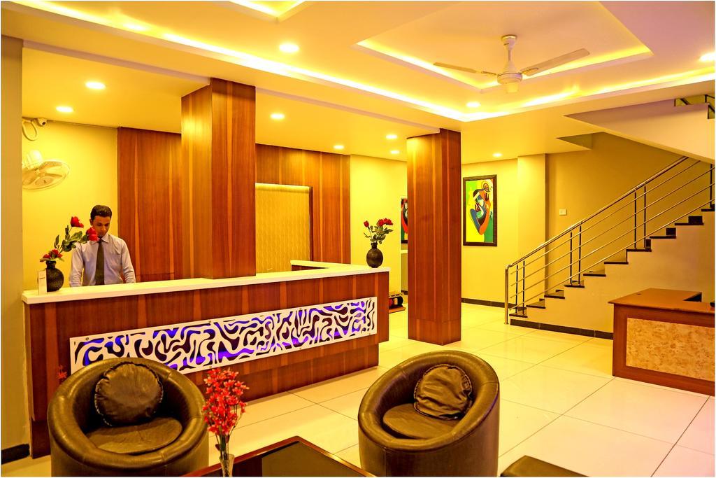 Hotel Shri Khedapati International Dewas Exteriör bild